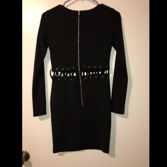 Cut out bodycon long sleeve dress - Picture 4 of 5